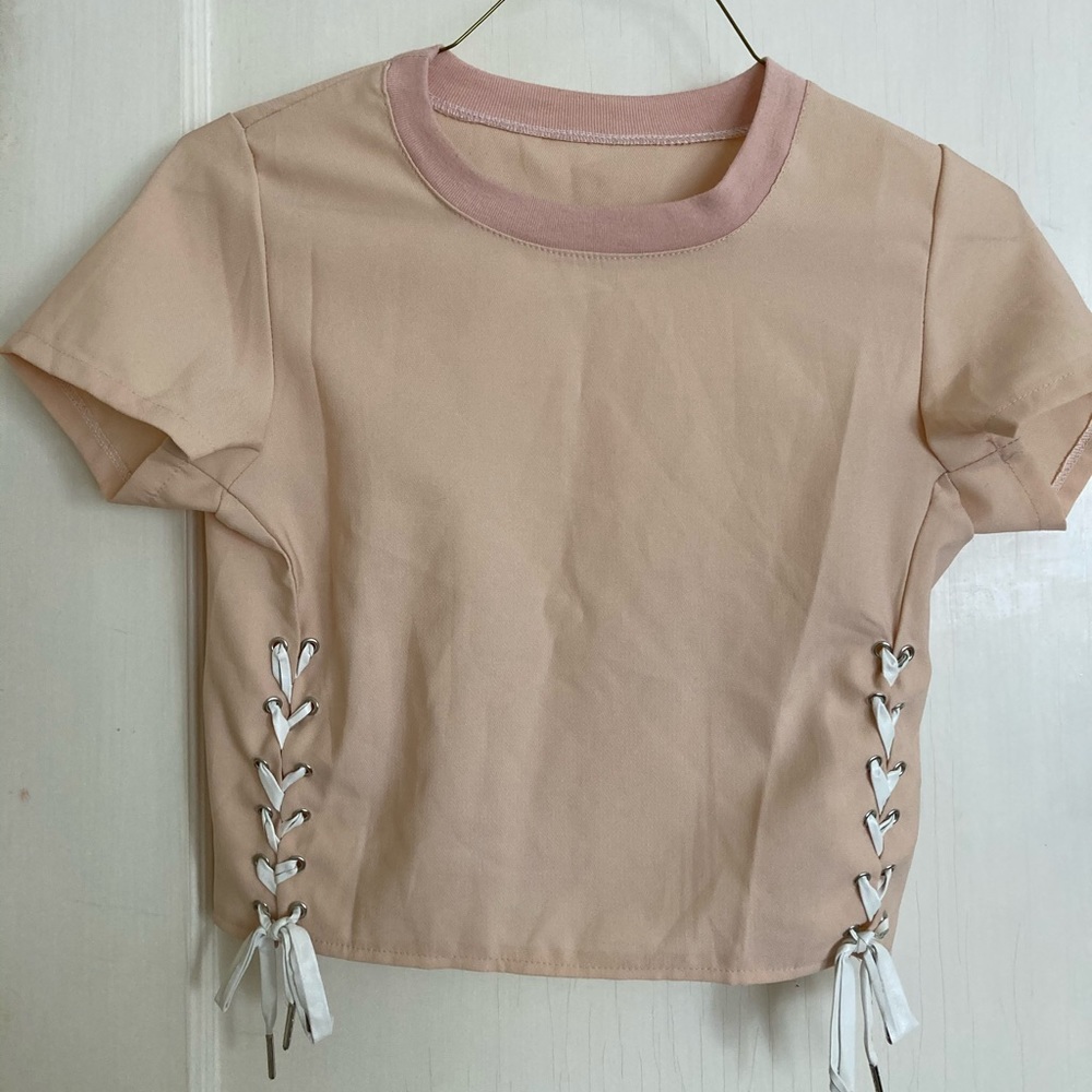 Singaporean branded tie up detailed  tee